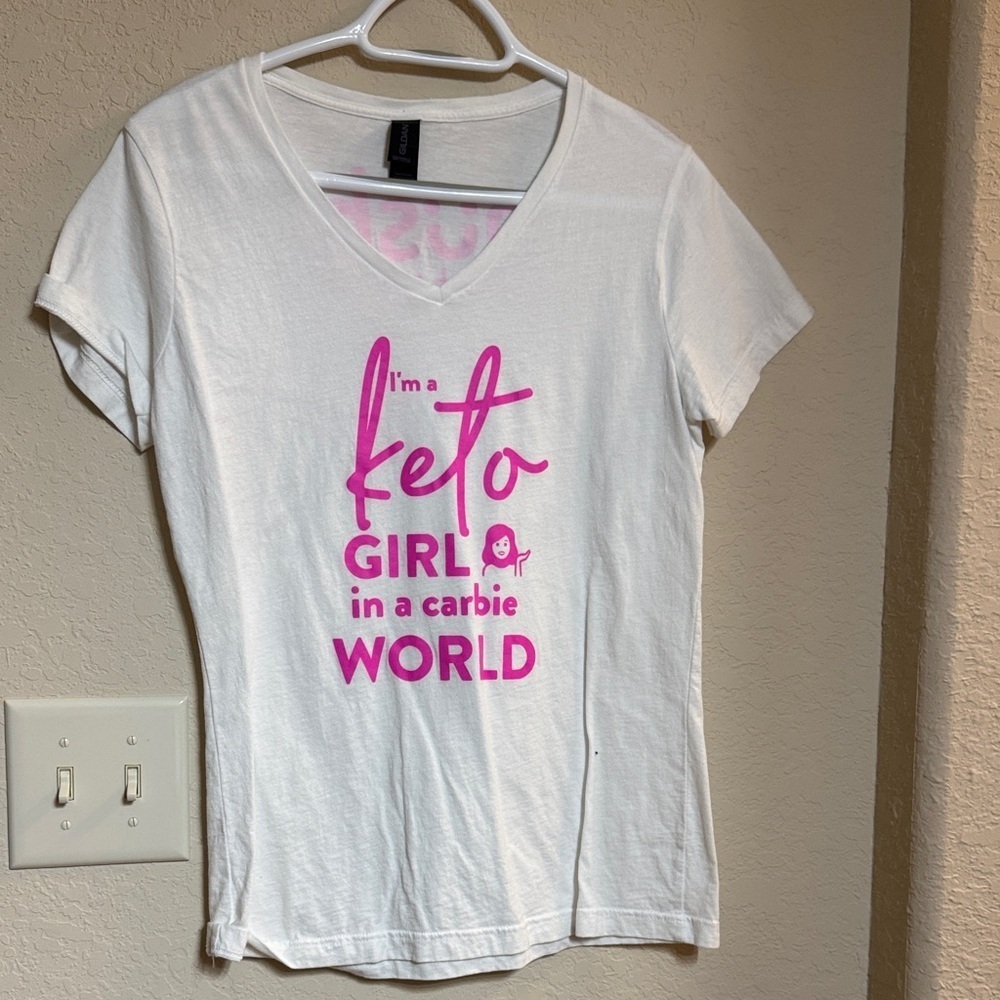 White T-Shirt with Pink Graphic Print Size L (set of 2)
